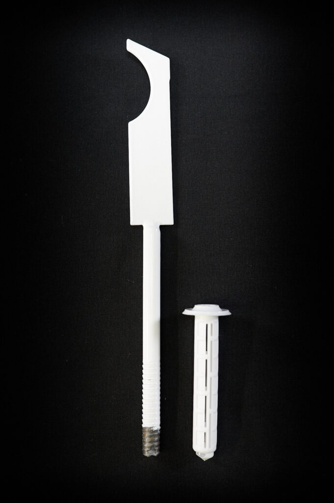 Кронштейн штыревой «ножевой» с дюбелем 9*220 мм К 6.8
